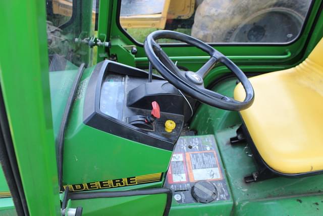 Image of John Deere 425 equipment image 2
