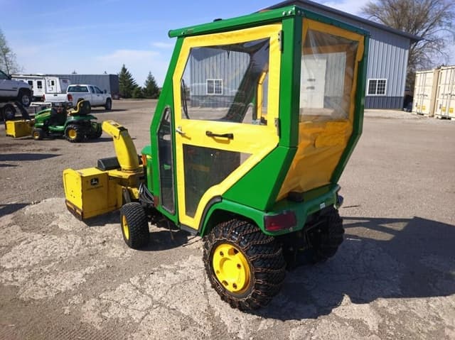 Image of John Deere 425 equipment image 3