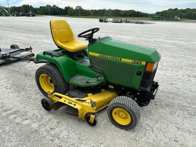 Image of John Deere 425 equipment image 3