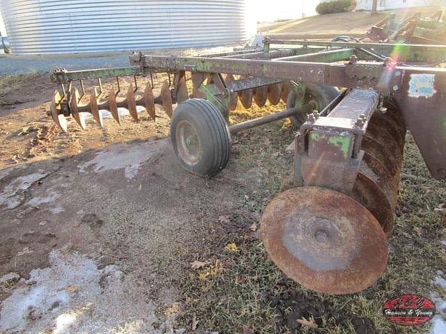 Image of John Deere 425 equipment image 3