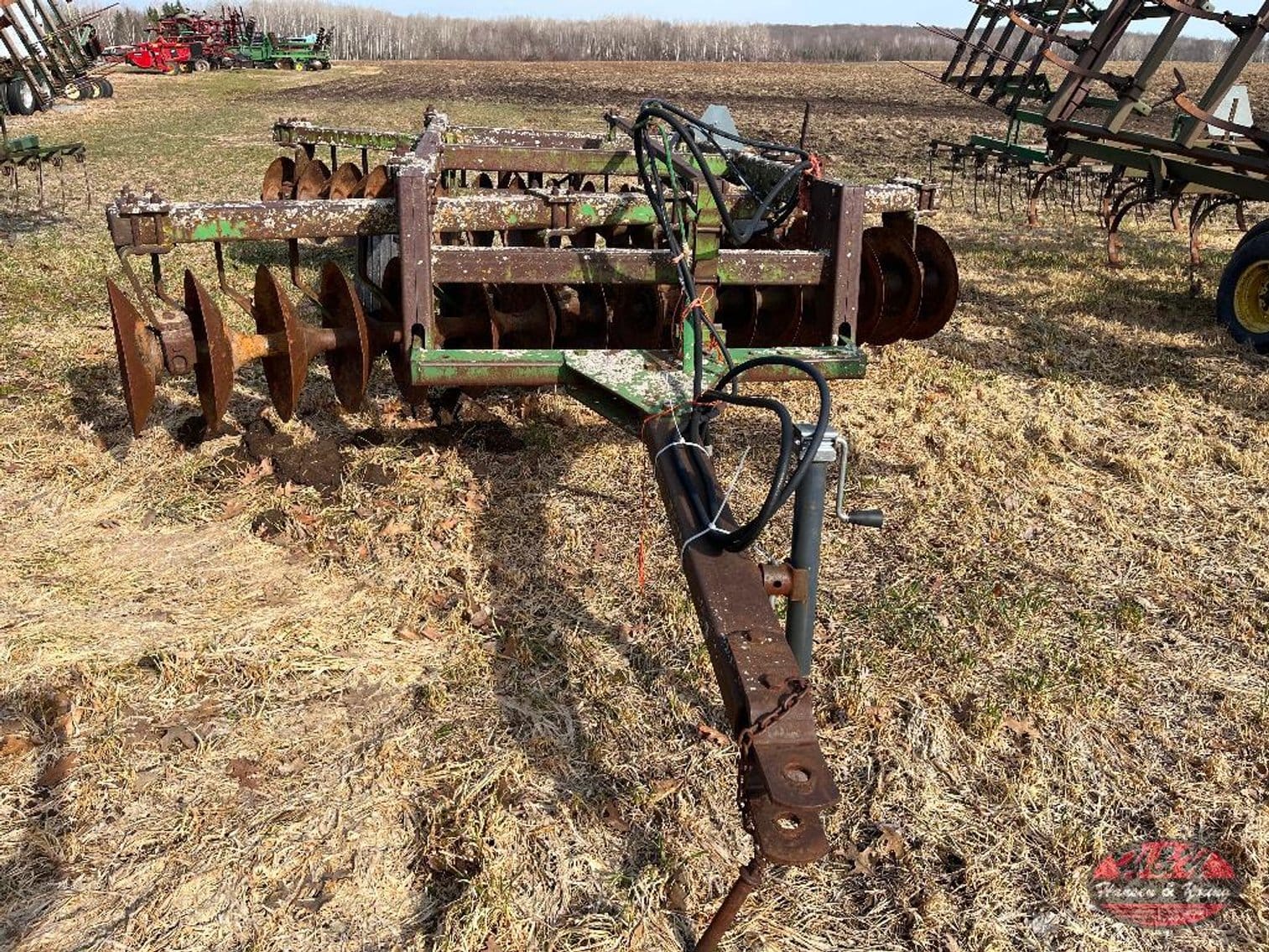 John Deere 425 Equipment Image0