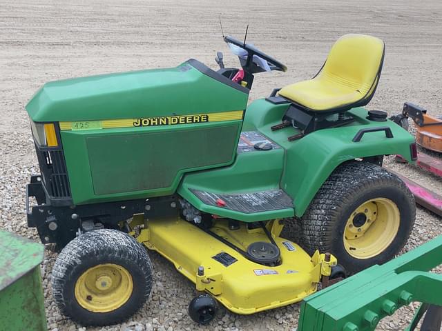 Image of John Deere 425 equipment image 1
