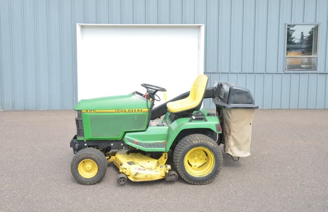 Image of John Deere Z425 equipment image 1