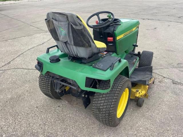 Image of John Deere 425 equipment image 3