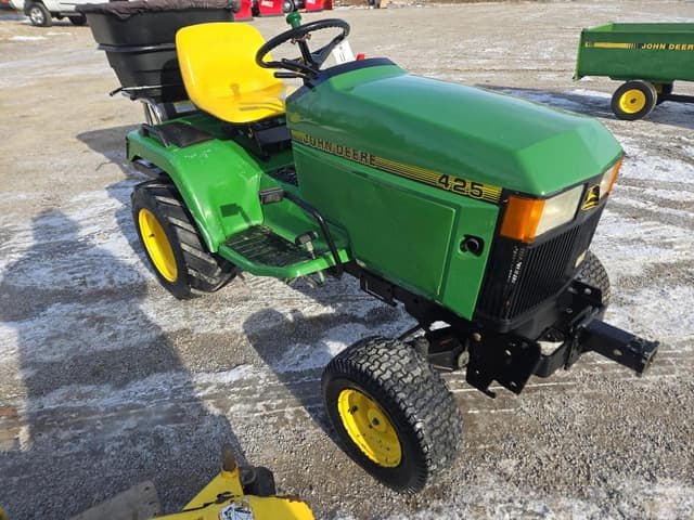 Image of John Deere 425 equipment image 2