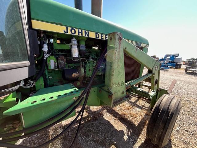 Image of John Deere 4250 equipment image 1