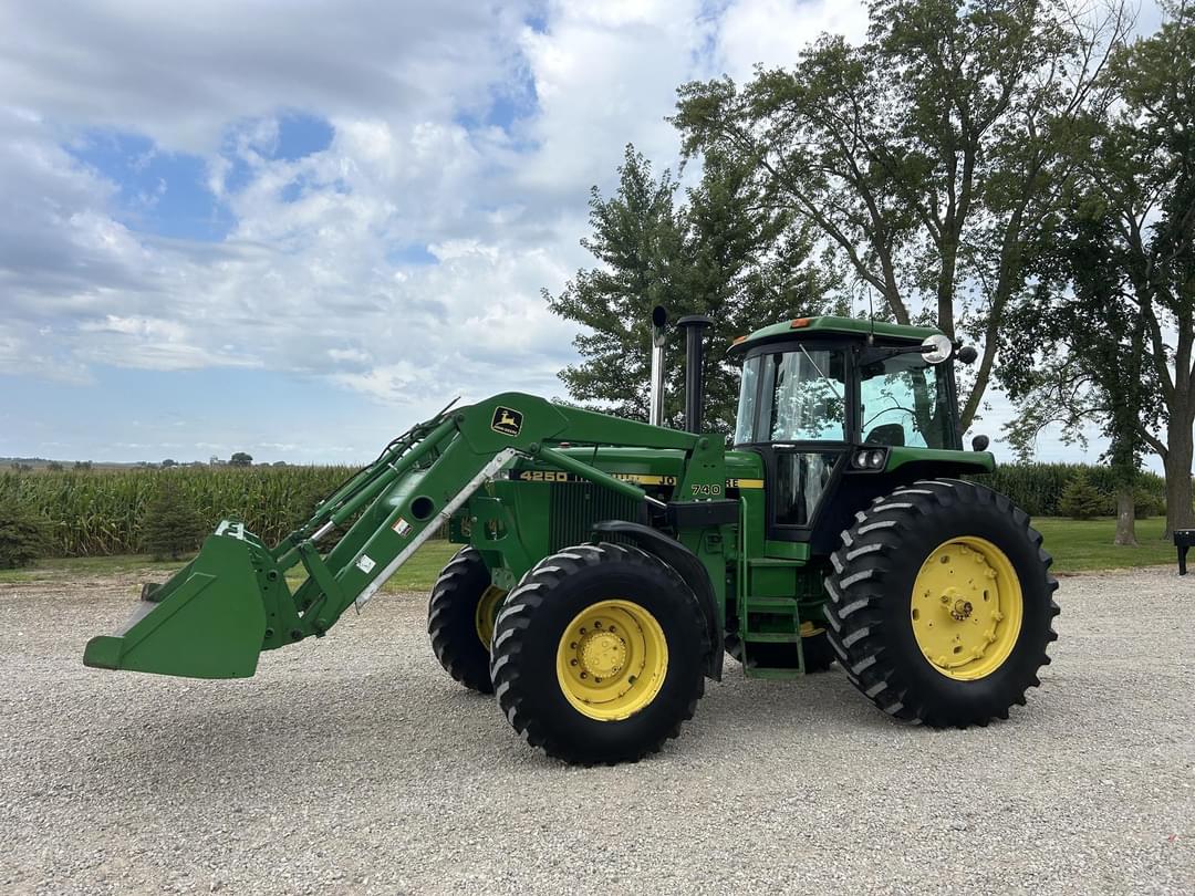 Image of John Deere 4250 Primary image