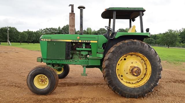 Image of John Deere 4250 equipment image 3