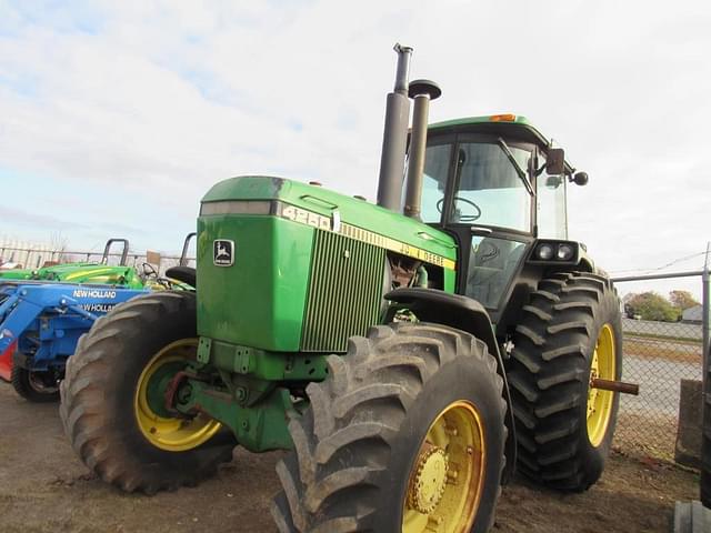 Image of John Deere 4250 equipment image 1