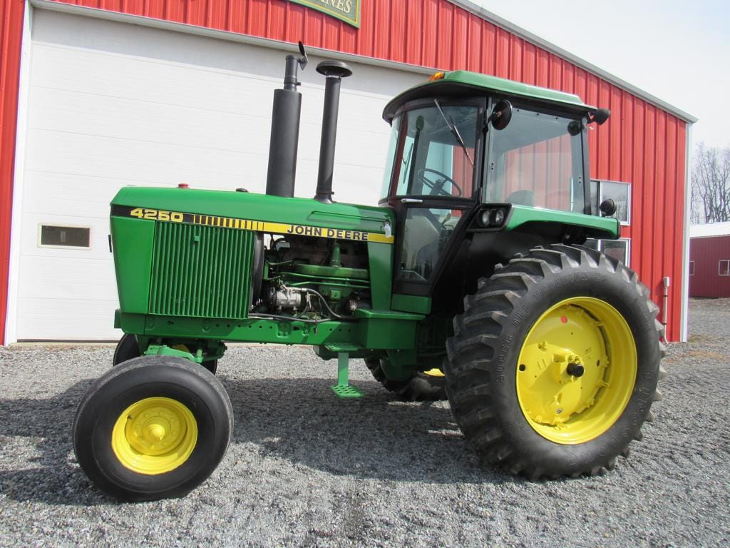 Main image John Deere 4250