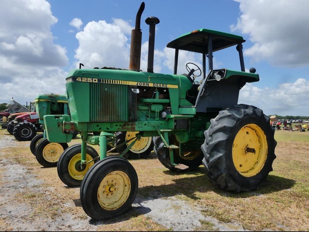 Image of John Deere 4250 Primary image