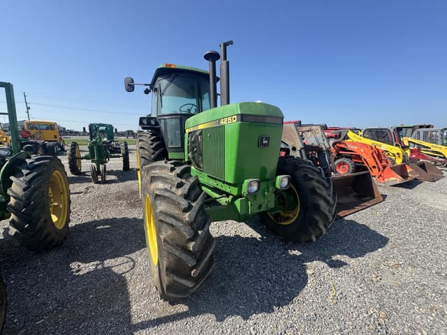 Image of John Deere 4250 equipment image 4
