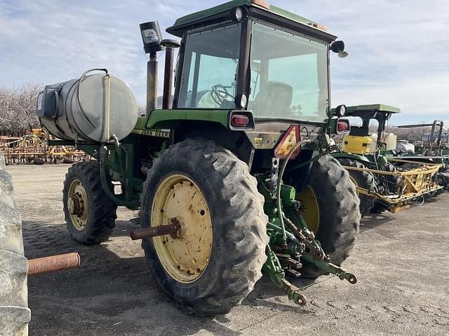 Image of John Deere 4250 equipment image 3