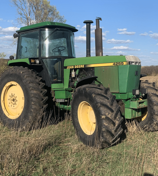 Image of John Deere 4255 equipment image 3