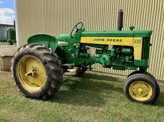 John Deere 430 Equipment Image0