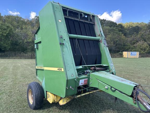 Image of John Deere 430 equipment image 1
