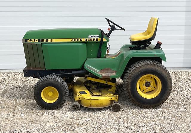 Image of John Deere 430 equipment image 3