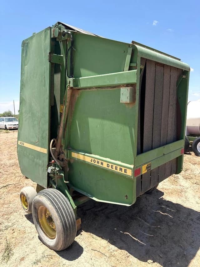 Image of John Deere 430 equipment image 2