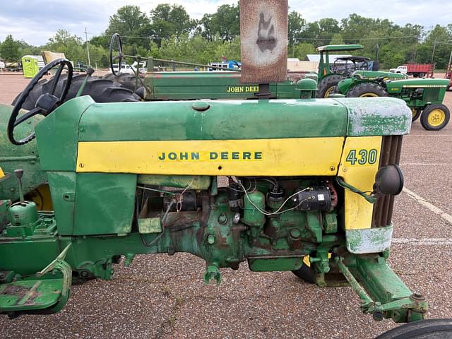 Image of John Deere 430 equipment image 2