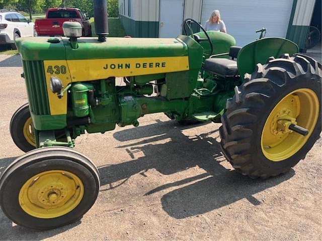 Image of John Deere 430 equipment image 1