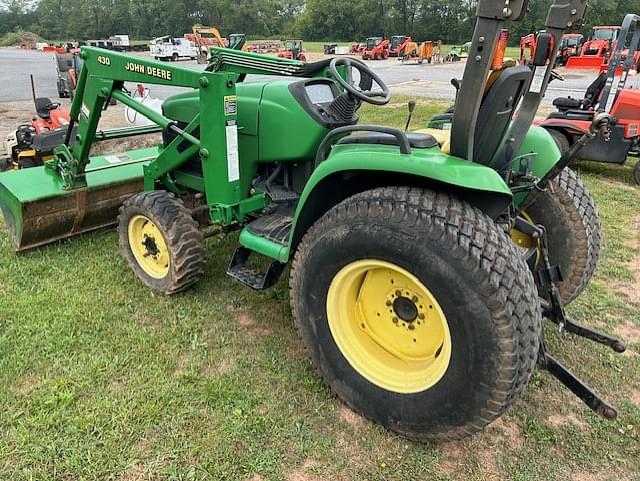 Image of John Deere 4300 equipment image 2