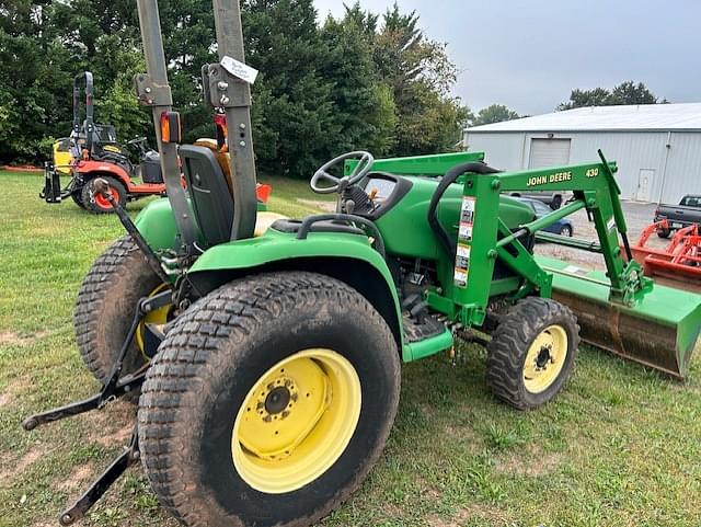 Image of John Deere 4300 equipment image 4