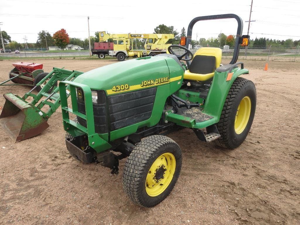 Main image John Deere 4300