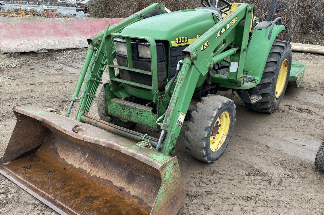 Main image John Deere 4300