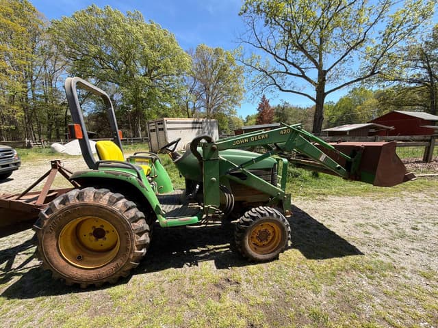 Image of John Deere 4300 equipment image 3