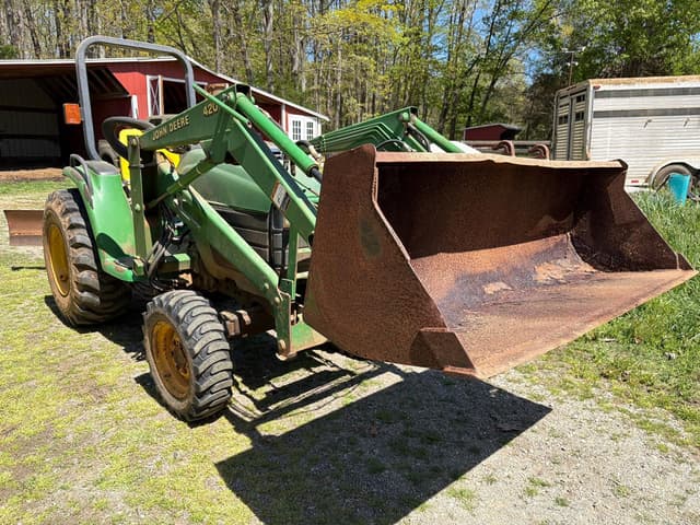 Image of John Deere 4300 equipment image 2