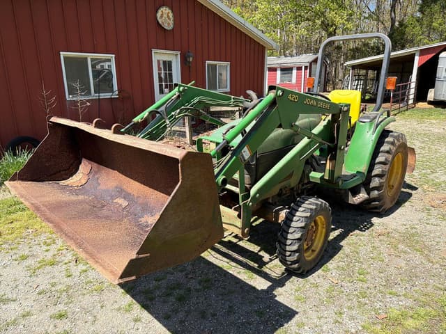 Image of John Deere 4300 equipment image 1