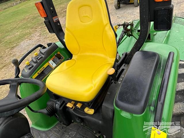 Image of John Deere 4310 equipment image 4