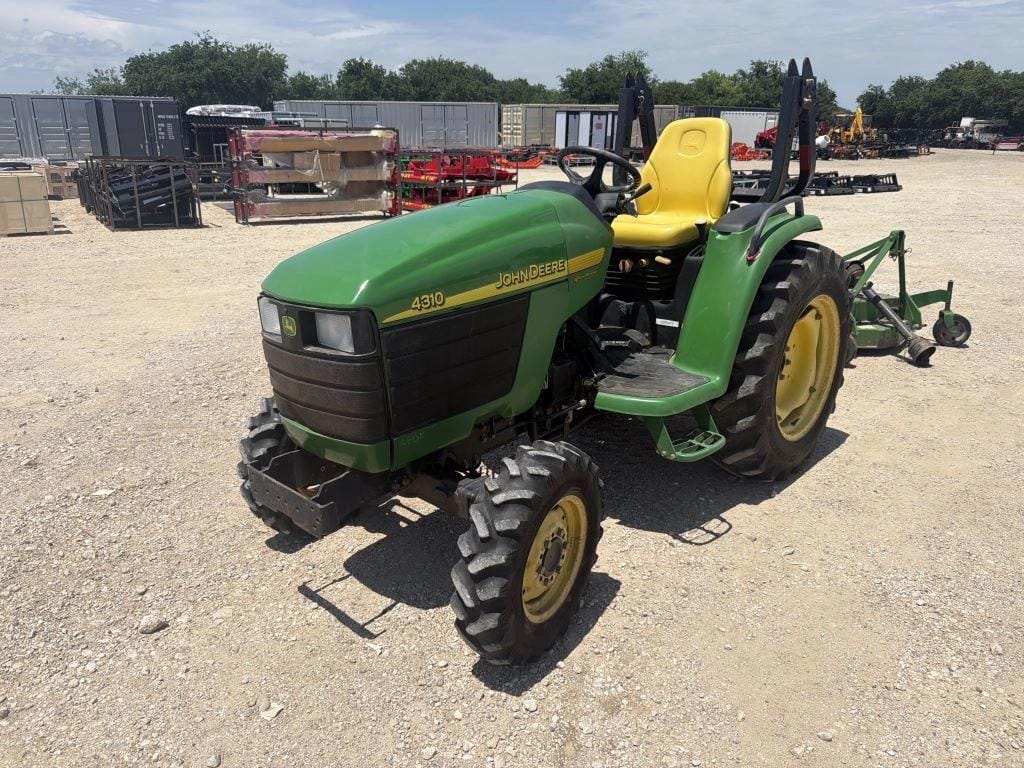 John Deere 4310 Equipment Image0