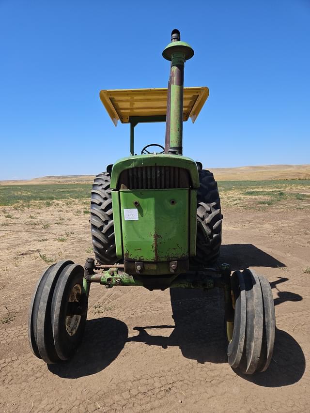 Image of John Deere 4320 equipment image 1