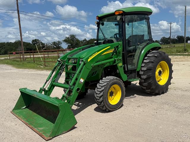 Image of John Deere 4320 equipment image 1