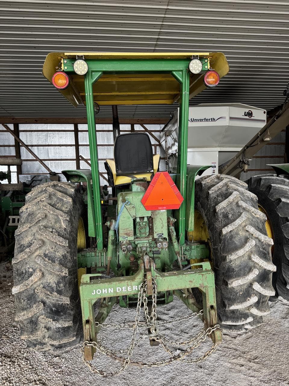 Image of John Deere 4320 Image 1