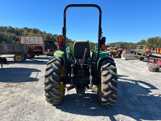 Image of John Deere 4320 equipment image 4