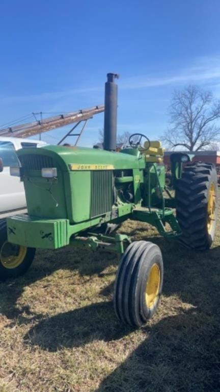 Main image John Deere 4320