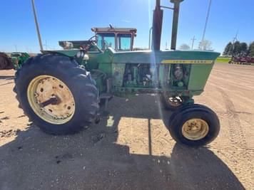 Main image John Deere 4320