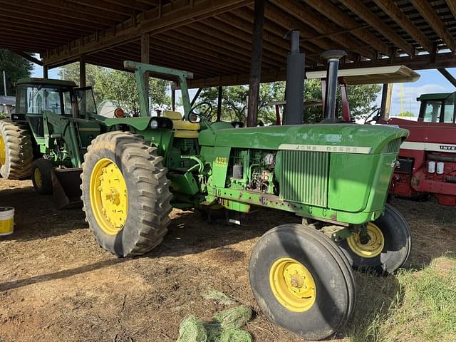 Image of John Deere 4320 equipment image 2