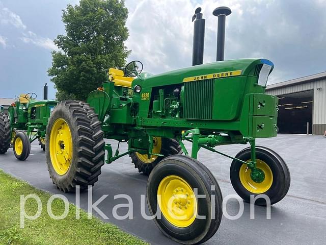 Image of John Deere 4320 equipment image 3