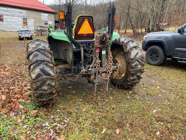 Image of John Deere 4320 equipment image 4