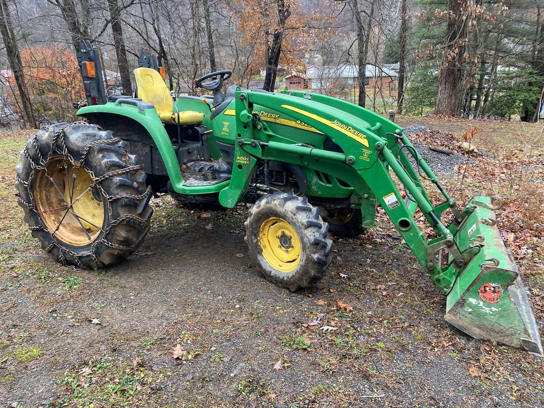 Image of John Deere 4320 Primary image