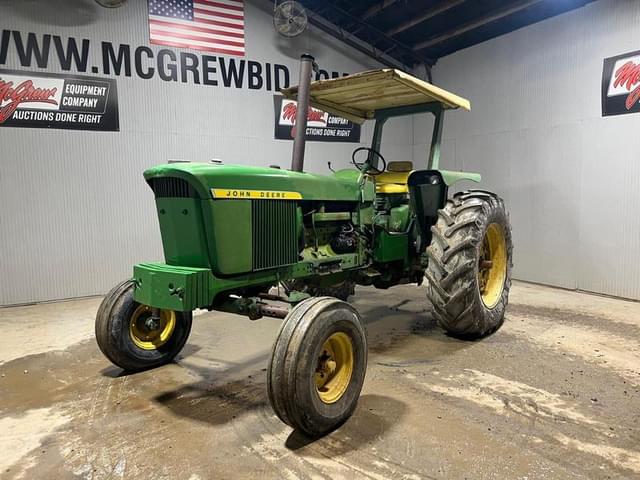 Image of John Deere 4320 equipment image 1