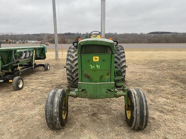 Image of John Deere 4320 equipment image 1