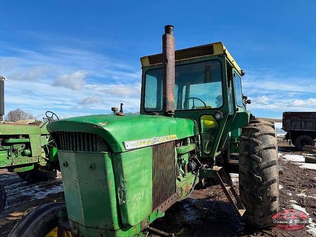 Image of John Deere 4320 equipment image 2