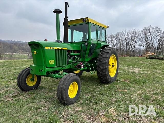 Image of John Deere 4320 equipment image 1