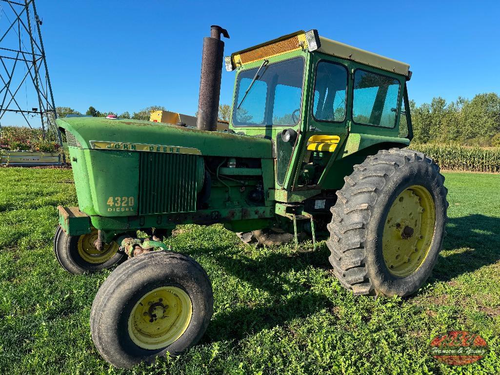 Image of John Deere 4320 Primary image