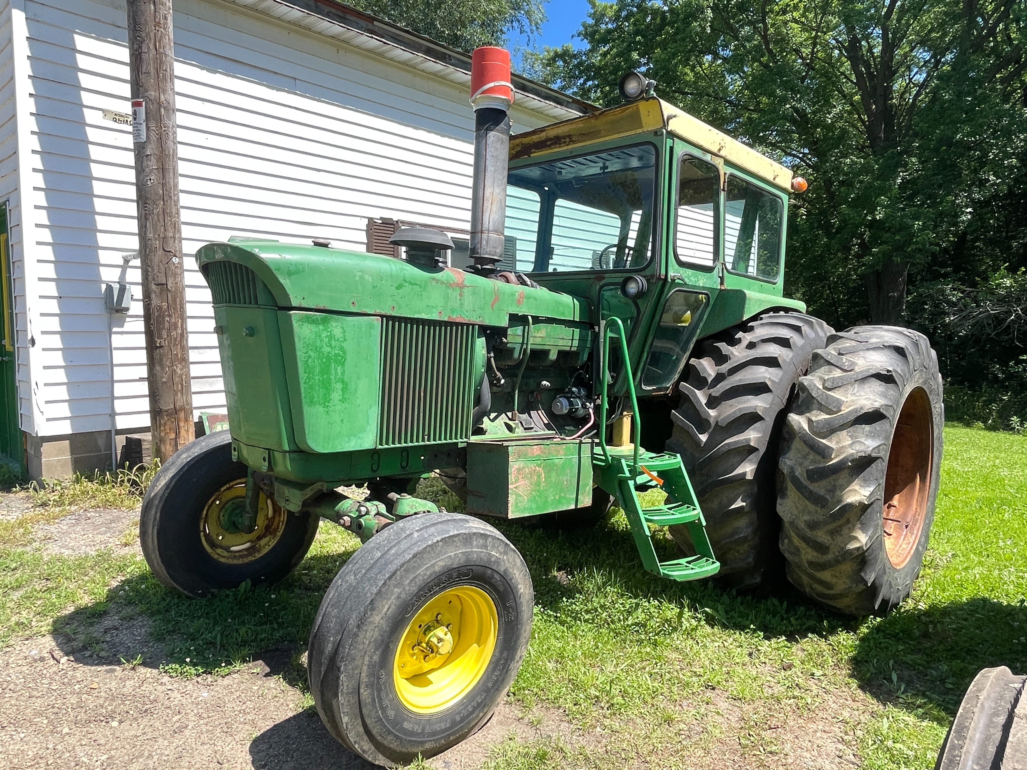 Main image John Deere 4320