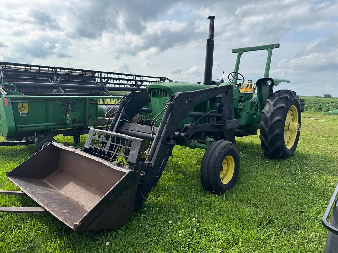 Image of John Deere 4320 Primary image